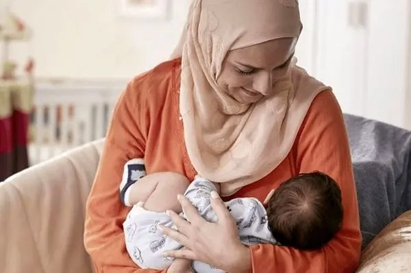 شرایط دریافت کمک هزینه بارداری و مرخصی زایمان