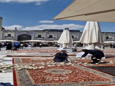 آماده‌سازی صحن‌های حرم مطهر و منور رضوی با نزدیک شده به ماه محرم