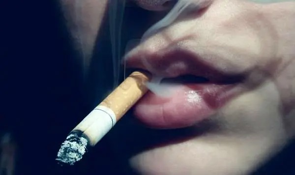 دود سیگار، ویپ و قلیان حاوی ۷۰ ماده سرطان زا است