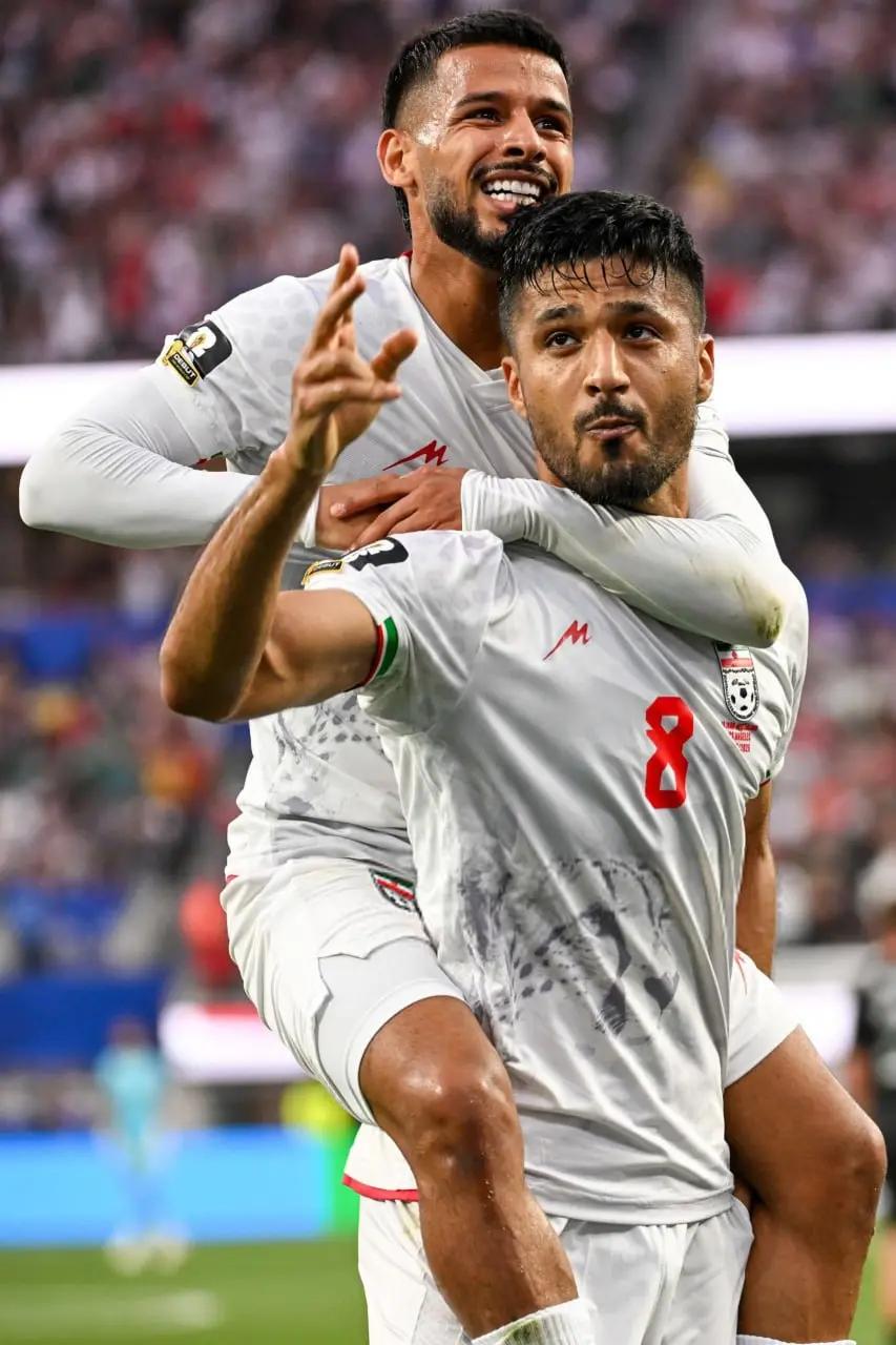 آریا بانو