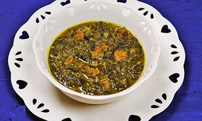 آریا بانو