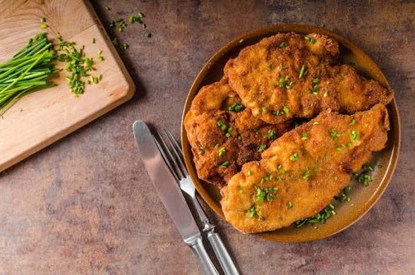 شنیسل مرغ با فوت و فن های خاص!