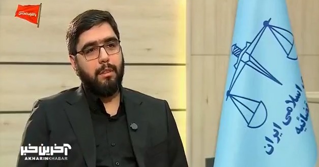 مداحی که از سن ۲۵ سالگی قاضی شده است