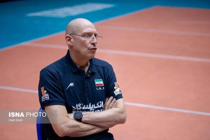 آریا بانو