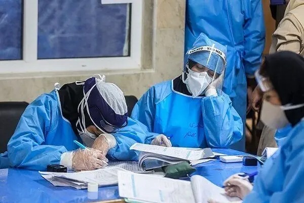 نجاتیان: با اضافه‌کار اجباری پرستاران همچنان روبرو هستیم