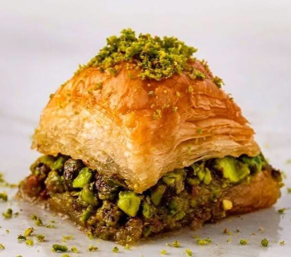 باقلوا استانبولی حرفه ای
