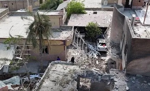 یک هفته پس از حمله به جشن عروسی در کوهستک، خانواده‌ها از کمبود تجهیزات درمانی می‌گویند