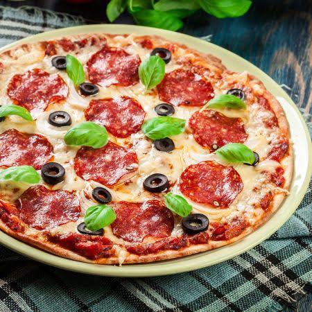 طرز تهیه پیتزا مخلوط خونگی