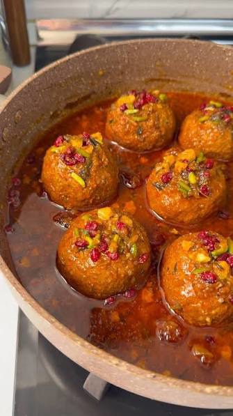 طرز تهیه کوفته مرغ با سس بادمجان