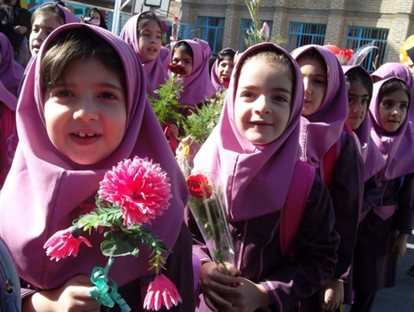 وزیر آموزش‌وپرورش: همه‌چیز برای شروع یک سال تحصیلی خوب و حضوری آماده است