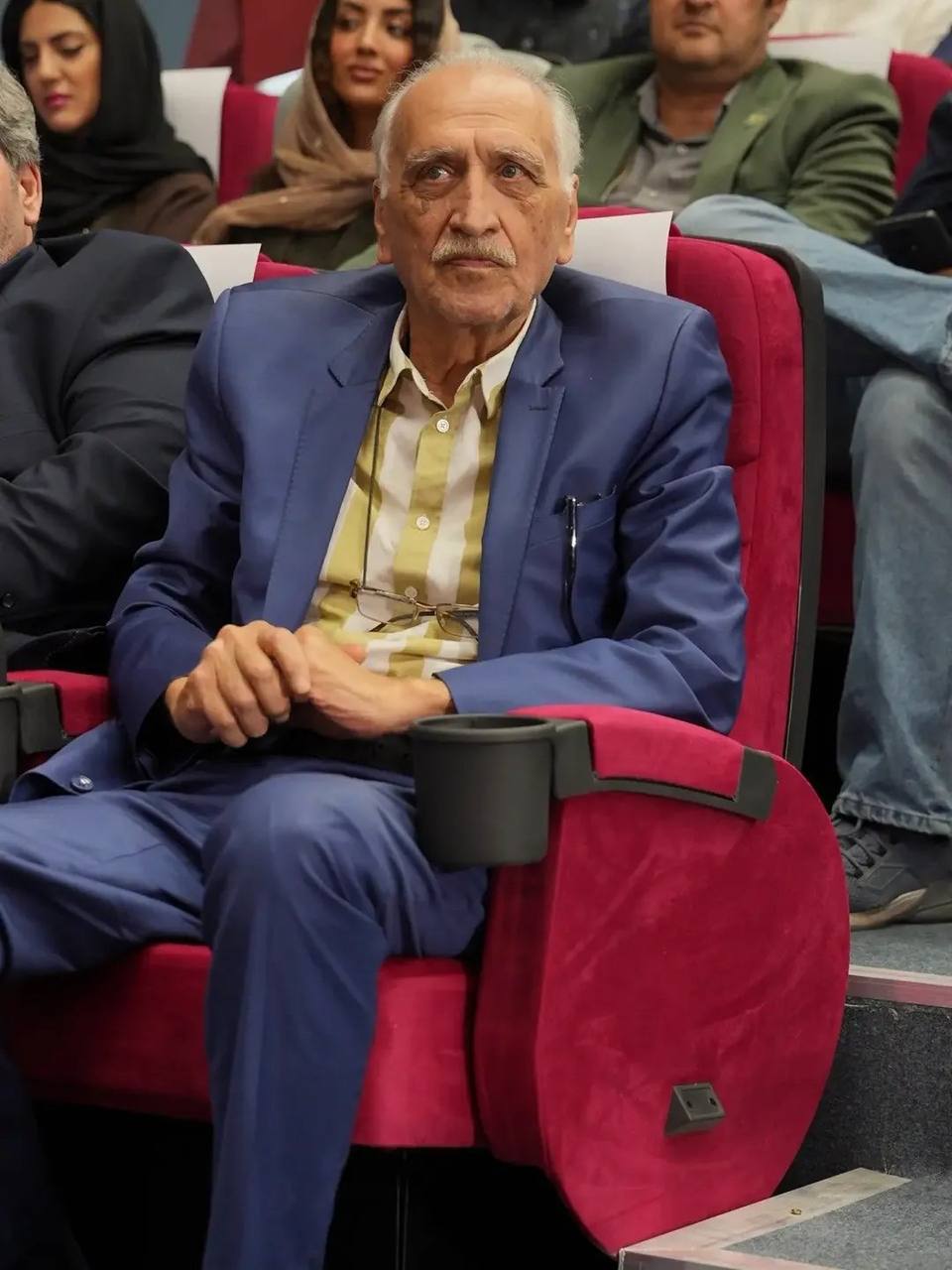 آریا بانو