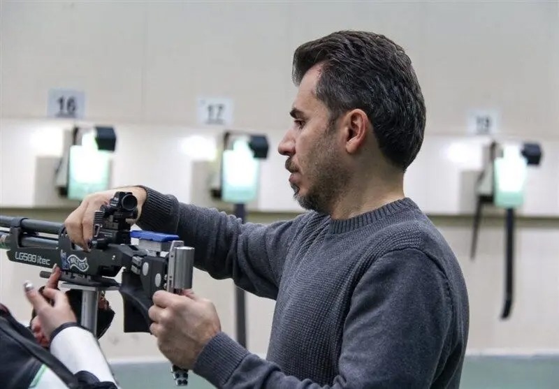 رضایی: لباس چهل‌امیرانی به دلیل سرد شدن هوا در تست کنترل تجهیزات تأیید نشد