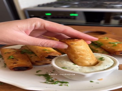 رول مرغ با سس مخصوص