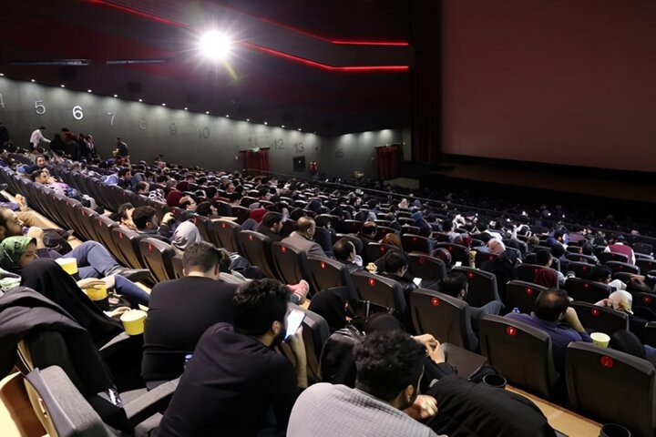 فروش ۱۰۰ میلیاردی سینماها با «خانوم والده» در هفته گذشته