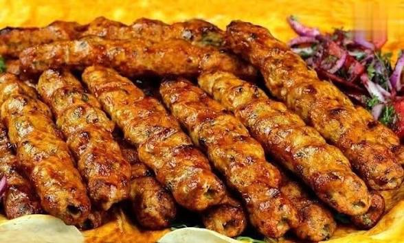 راز تهیه کباب کوبیده بوقلمون آبدار و خوش‌طعم