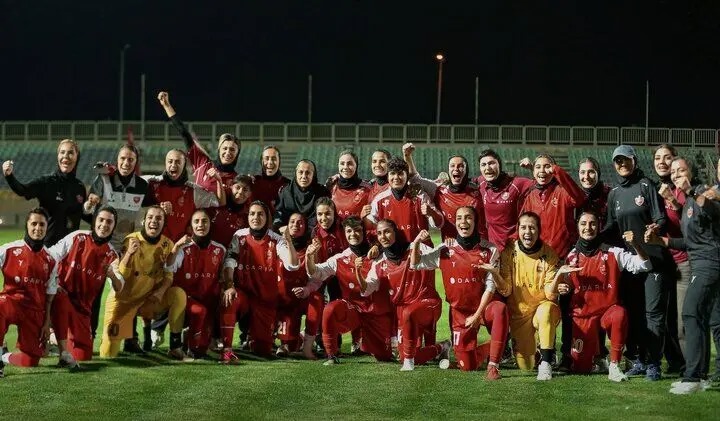 صدرنشینی پرسپولیس در لیگ فوتبال زنان