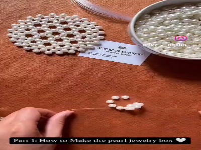 یک مروارید بافی جذاب