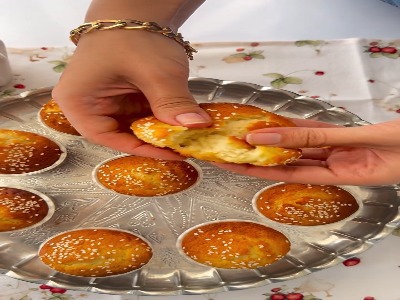 کیک یزدی نرم و نوستالژی با عطر هل و وانیل