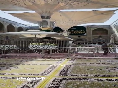 گل‌آرایی حرم حضرت علی(ع) به مناسبت ولادت حضرت زینب(س)