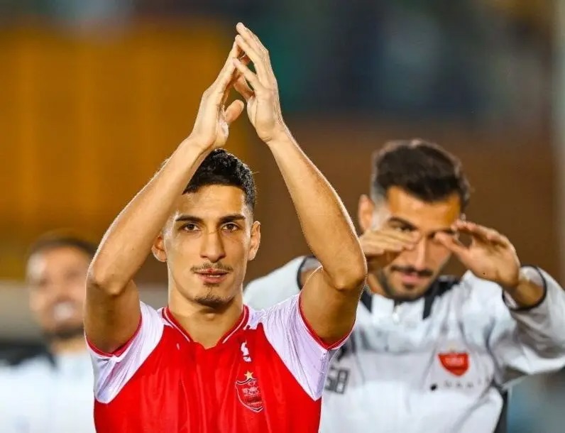 واکنش جالب پدیده پرسپولیس به شایعات با قلب و بوسه
