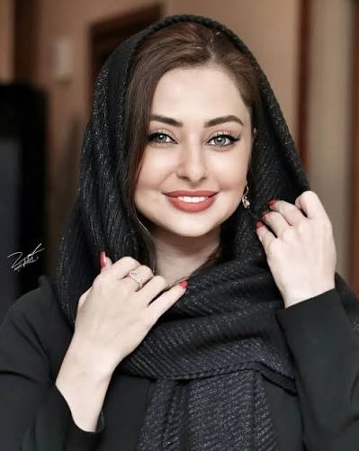 آریا بانو