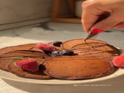 پنکیک شکلاتی نرم و شکلاتی مثل براونی