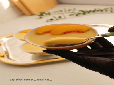 تا فصل هلوئه این دسر راحت بی دردسر و خوشمزه ی تابستونی رو درست کن